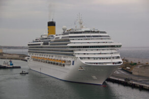 Costa Concordia (außer Dienst)