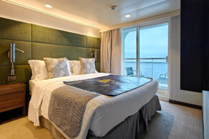 YC-Family-Suite 14049
