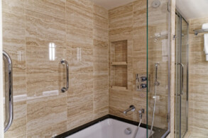 Concierge Suite 855