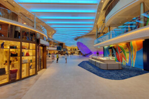 Royal Promenade