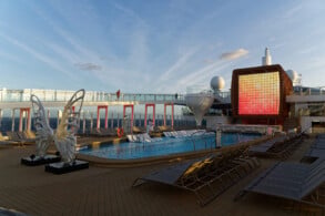 Pooldeck