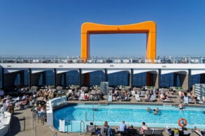 Pooldeck