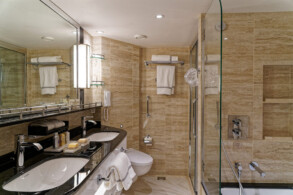 Superior Suite 803