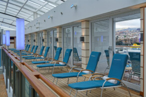 Pooldeck, obere Ebene
