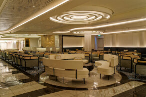 Metropolitan Bar