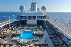 Pooldeck