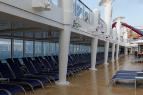 Pooldeck