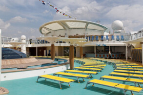 Pooldeck