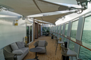 Carousel Lounge Terrace