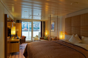 Ocean Suite 758