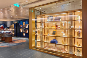 Flagship Store