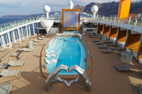 Pooldeck - Resort Deck