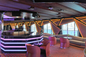 Piano Bar