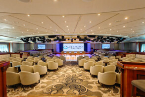 Cabaret Lounge, Theater