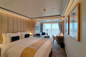 Deluxe Veranda Suite 8018
