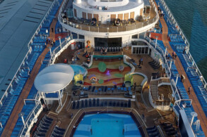 Pooldeck