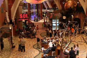 Royal Promenade - Oasis of the Seas