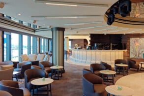 Astern Lounge