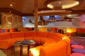 D Lounge