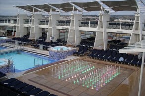 equinox-pool-wasserspiele-andreas-01