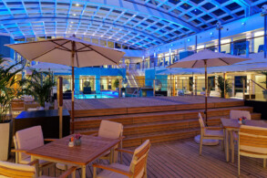 Pooldeck