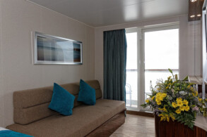 BA Mid-Ship Balcony 13858