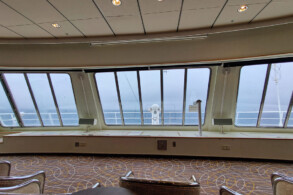 Expedition Lounge, Deck 7