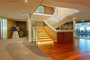 Atrium bei den Restaurants