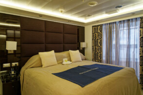 Oceania Suite 12011