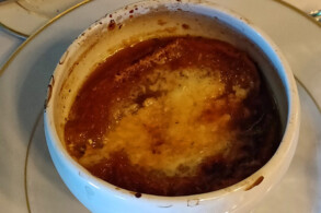 Le Bistro: Zwiebelsuppe