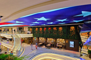 World Galleria
