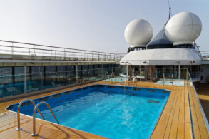 Pooldeck