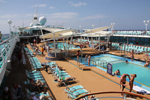 Majesty of the Seas - Pool