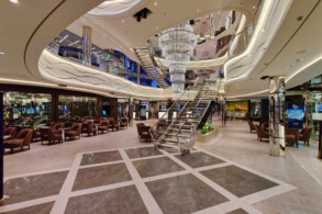 World Galleria