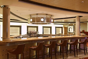 Passport Bar, Deck 3