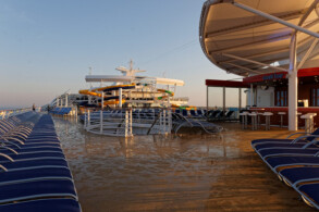 Pooldeck