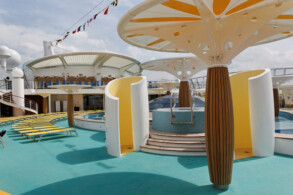 Pooldeck