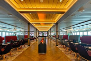 Explorer Lounge