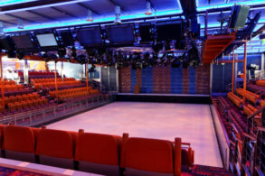 Studio B Eislaufbahn