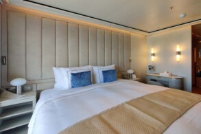 Silver Suite 6020