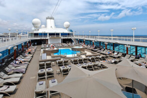 Pooldeck