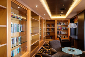 Armonia Lounge & Bibliothek