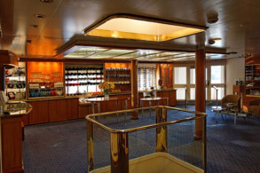 Reception Salon
