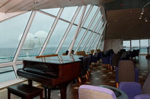 Viking Crown Lounge