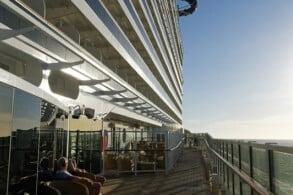 Promenade, Deck 8