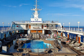 Pooldeck
