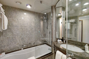 Veranda Suite 9047