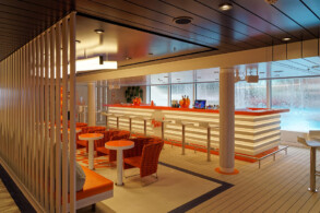 Aperol Spritz Bar, Deck 16