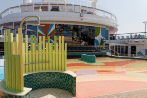 Pooldeck