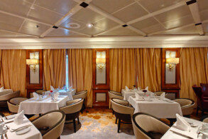 Discoveries Restaurant